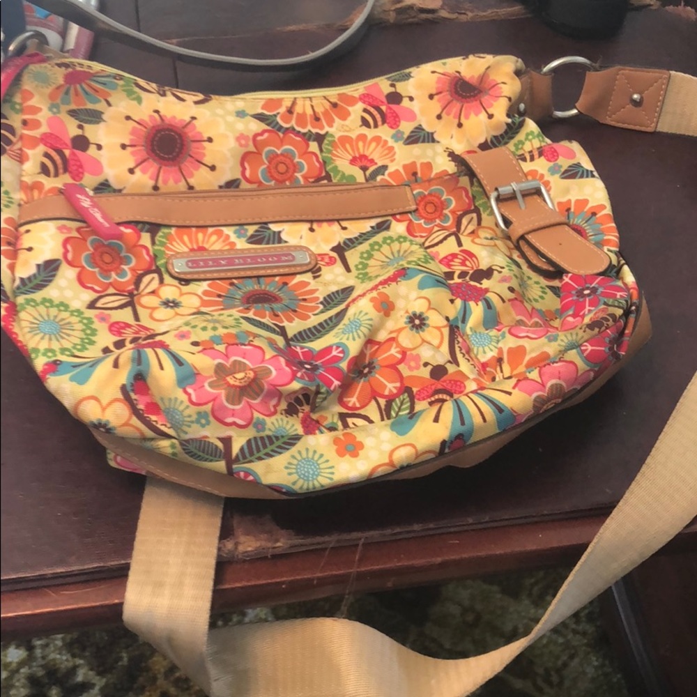 Flower cross body